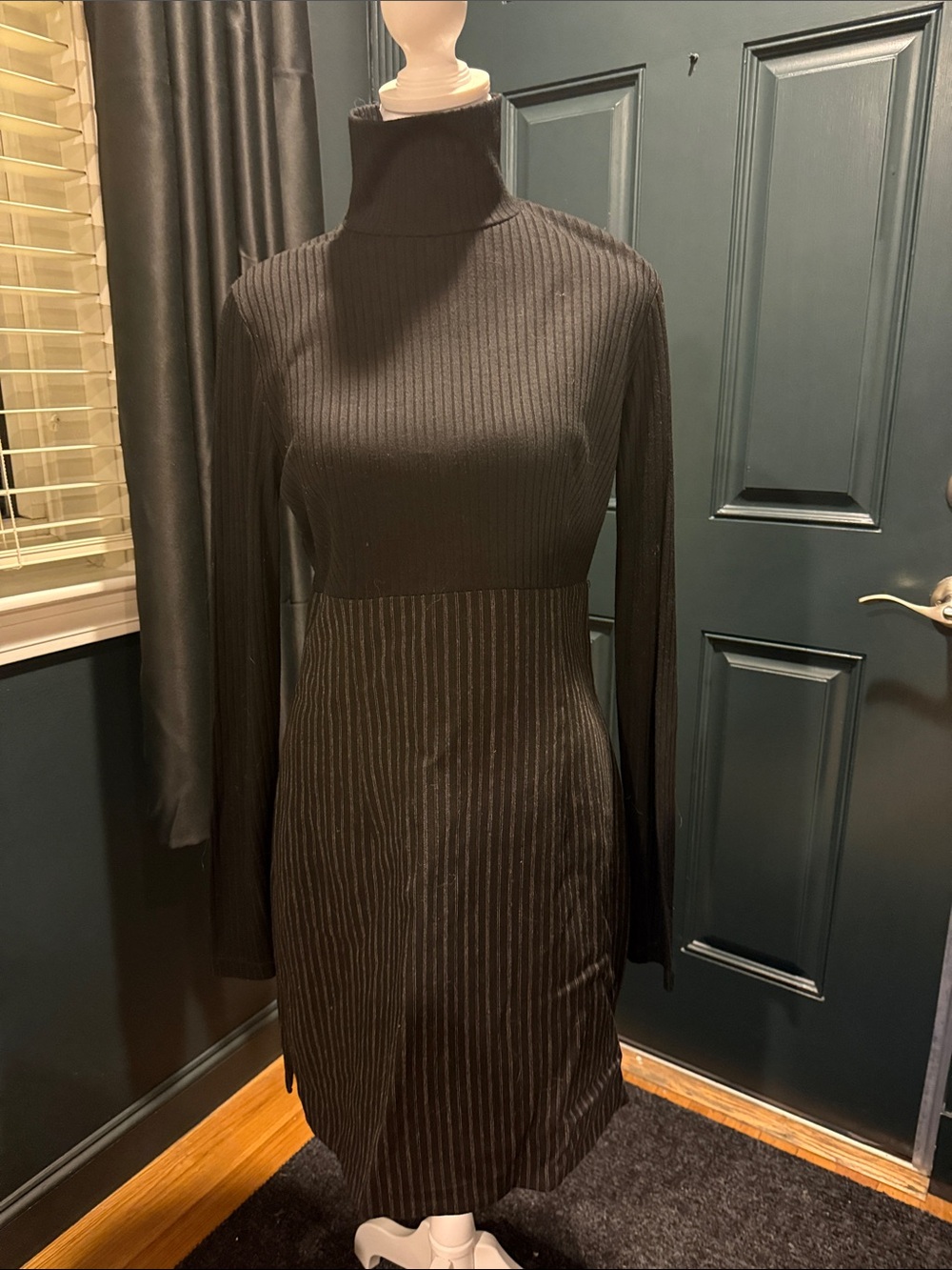 Dolce & Gabbana Black Ribbed Turtleneck Long-Sleeve Dress